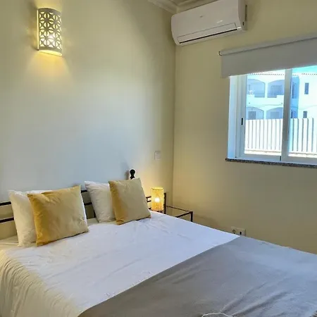 Oura Oasis B - Shared Pool - 6 Guests - Appartement Albufeira